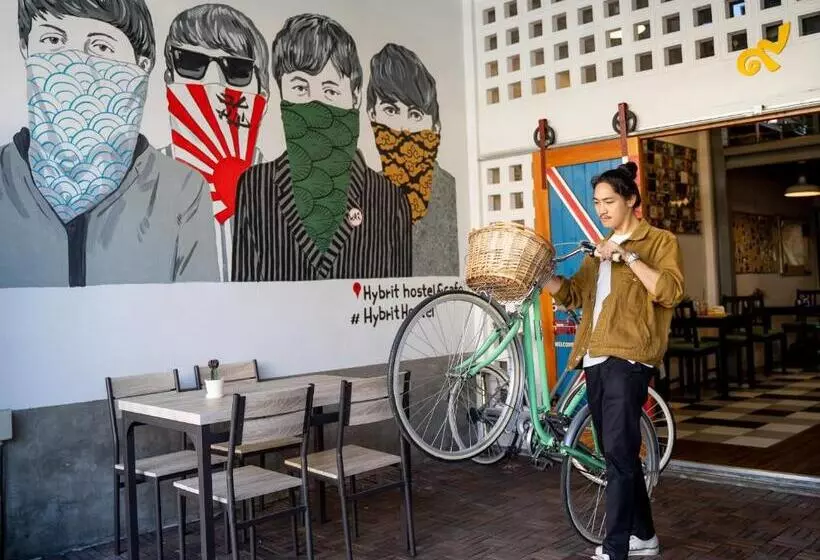 Hybrit Hostel&cafe