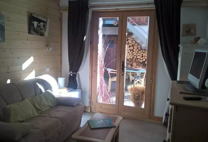 ペンション Chambre D'hotes La Mourerous