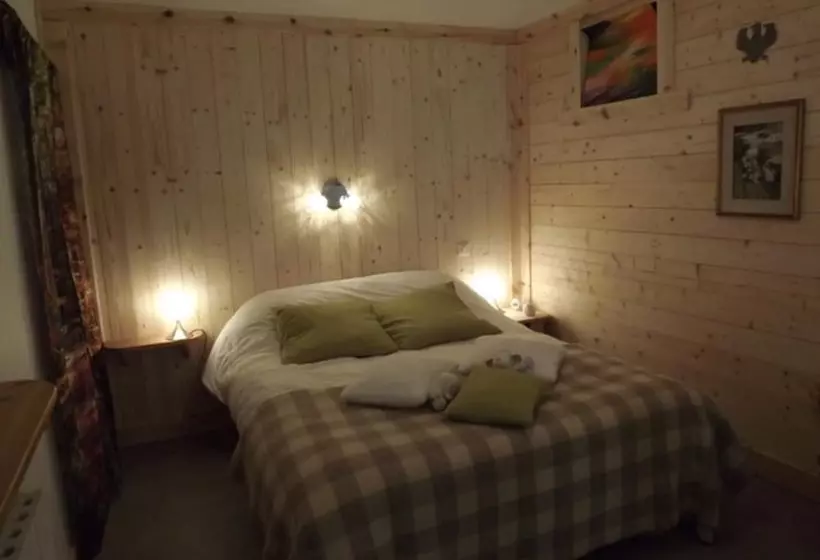 ペンション Chambre D'hotes La Mourerous