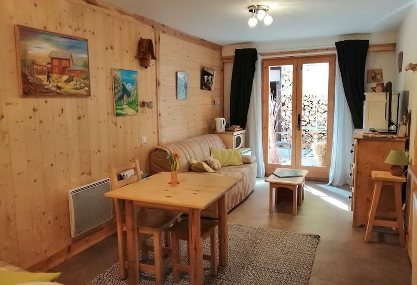 פנסיון Chambre D'hotes La Mourerous