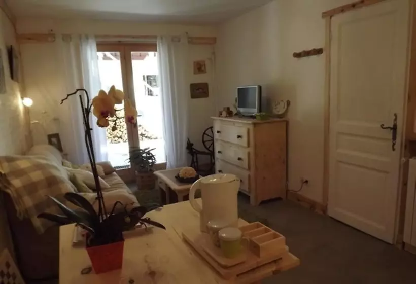 ペンション Chambre D'hotes La Mourerous