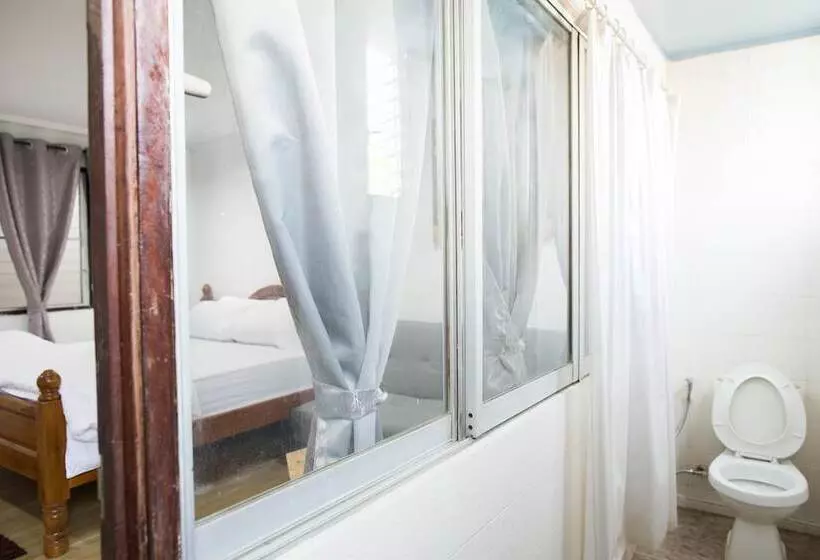 پانسیون Heunviang House