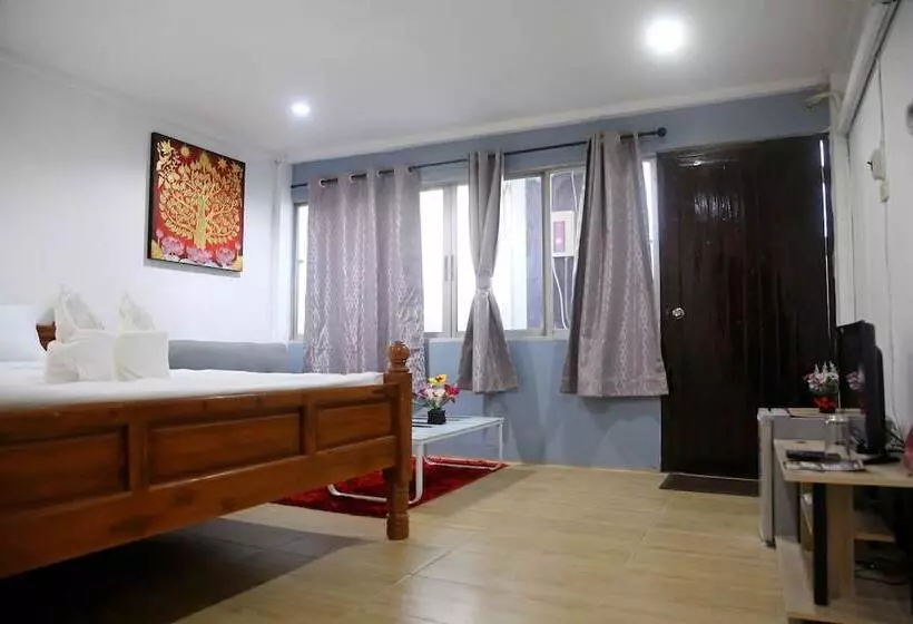 پانسیون Heunviang House