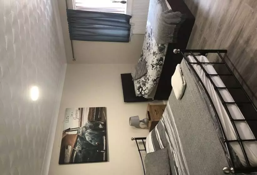 Majatalo The Bay Horse Accommodation