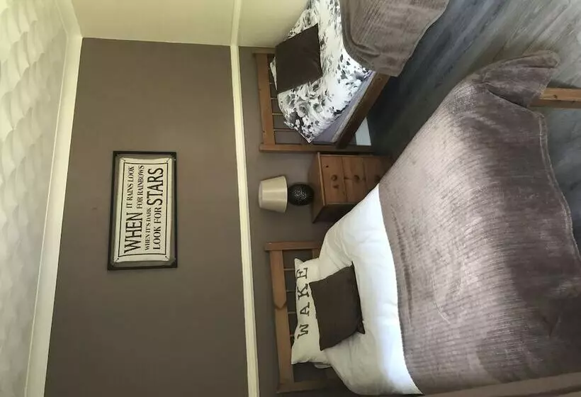 Majatalo The Bay Horse Accommodation