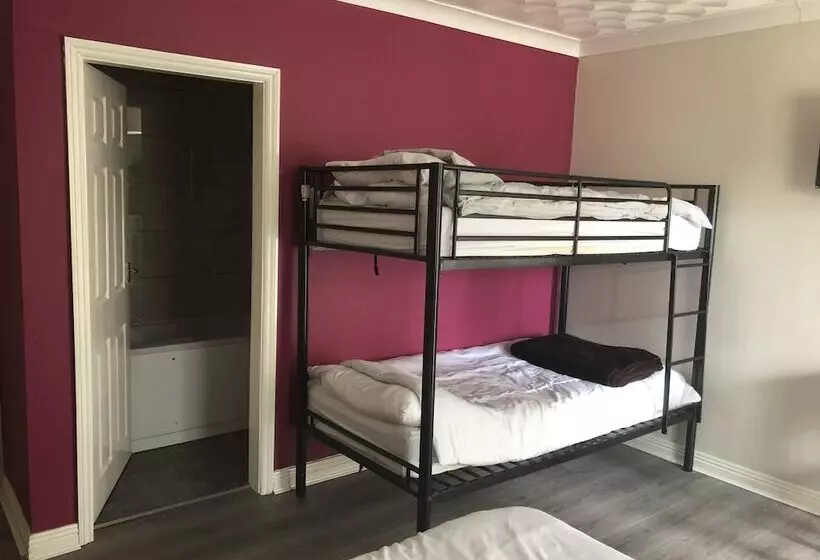 Majatalo The Bay Horse Accommodation