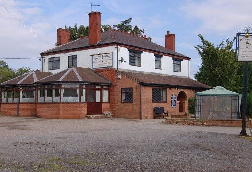 Пансион The Moth And Lantern