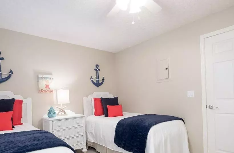 Seaside Vacation Homes