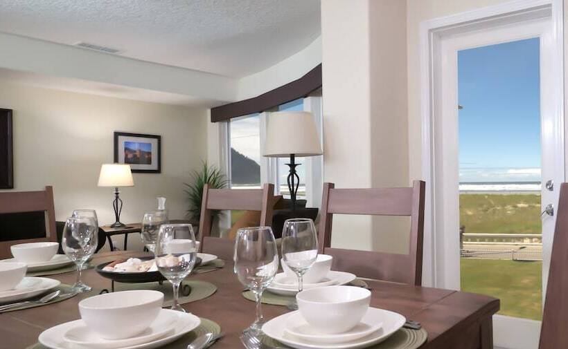 Seaside Vacation Homes