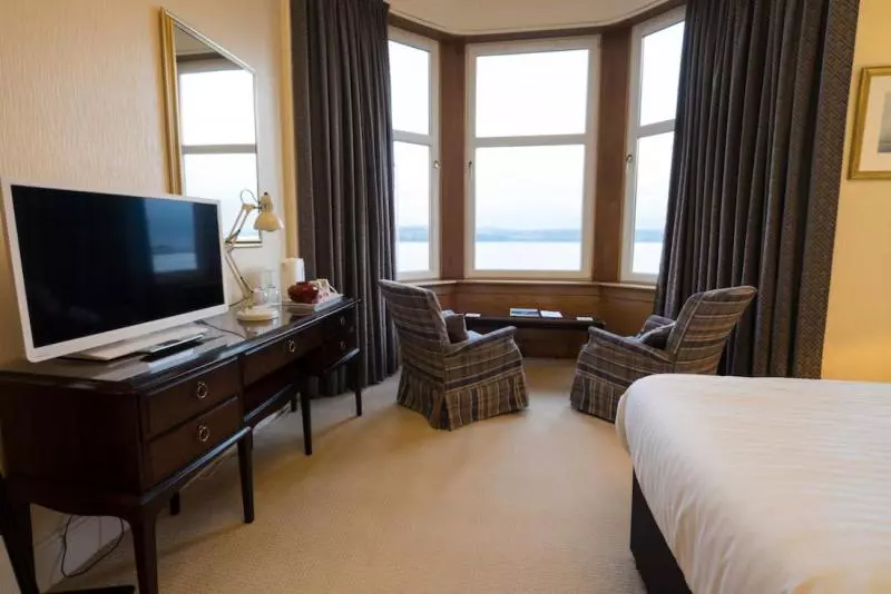 Cedars Apartment