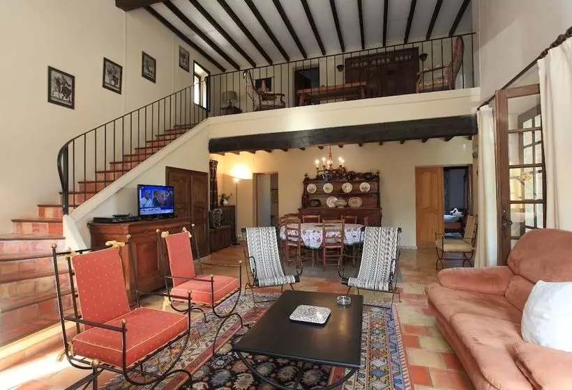 Villa La Familiale