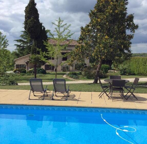 住宿加早餐  Chambre D Hotes La Quercynoise