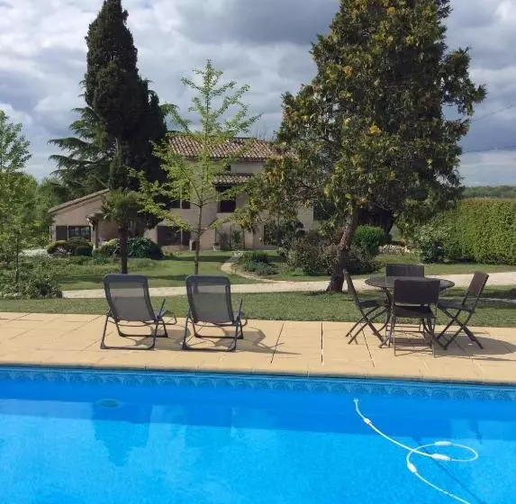 Aamiaismajoitus (B&B) Chambre D Hotes La Quercynoise