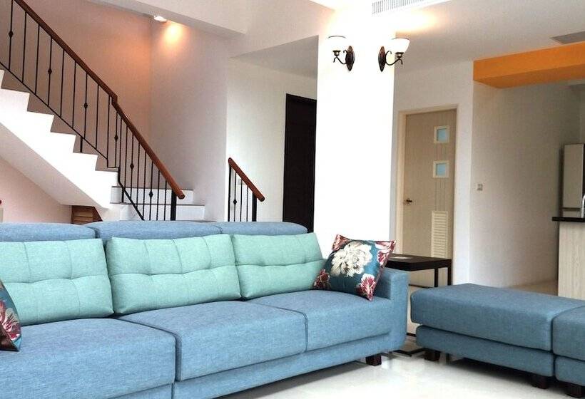 تختخواب و صبحانه Gihak Homestay