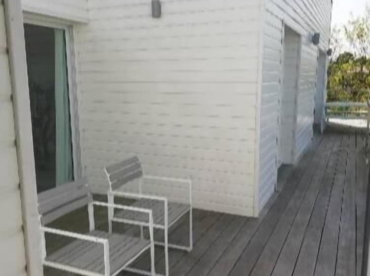 ベッドアンドブレックファースト Le Pilotis