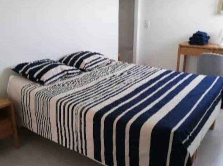 ベッドアンドブレックファースト Le Pilotis