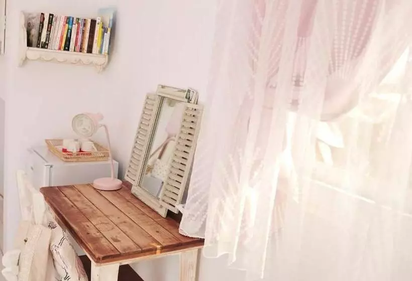 تختخواب و صبحانه Minami Kaze