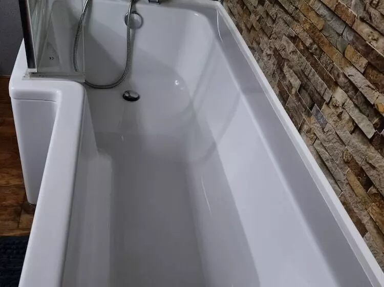Castle Lodge B&b