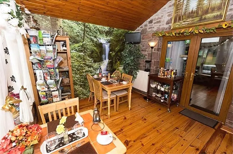 Castle Lodge B&b