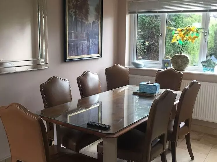 Edgware Bed And Breakfast