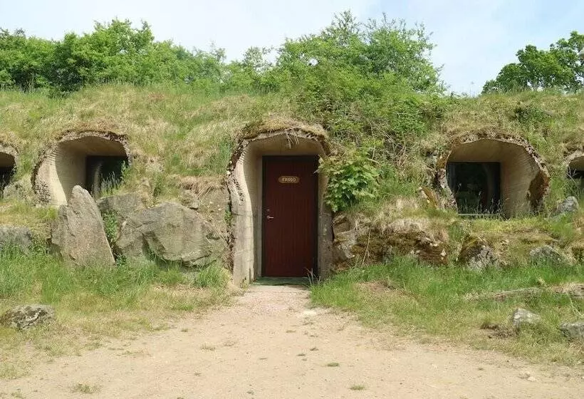 Grottbyn   Skånes Djurparks Camping