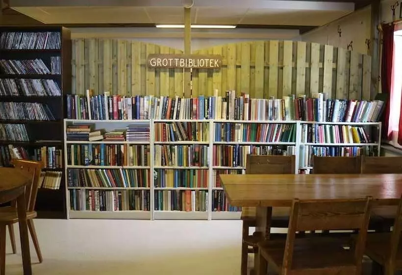 Grottbyn   Skånes Djurparks Camping