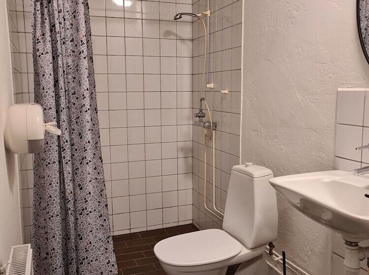 Grottbyn   Skånes Djurparks Camping