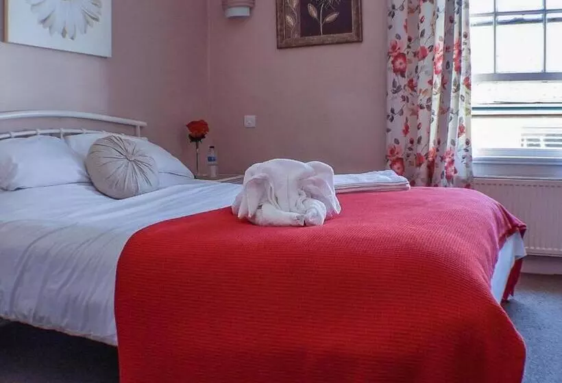 Hostelli Chapter Two Bar