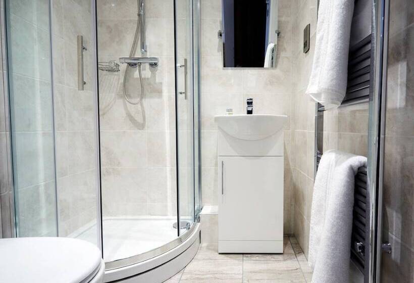 客栈 The Rose And Crown