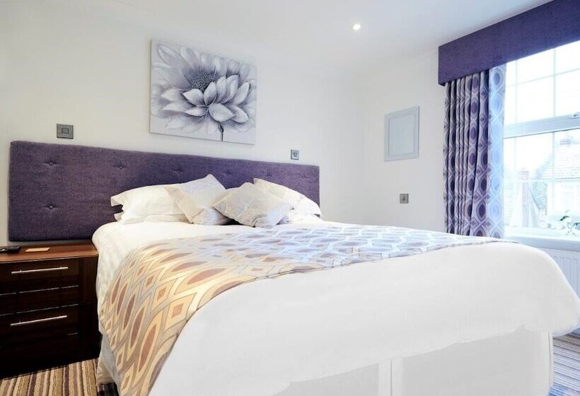 客栈 The Rose And Crown