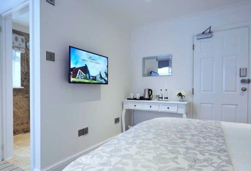 客栈 The Rose And Crown