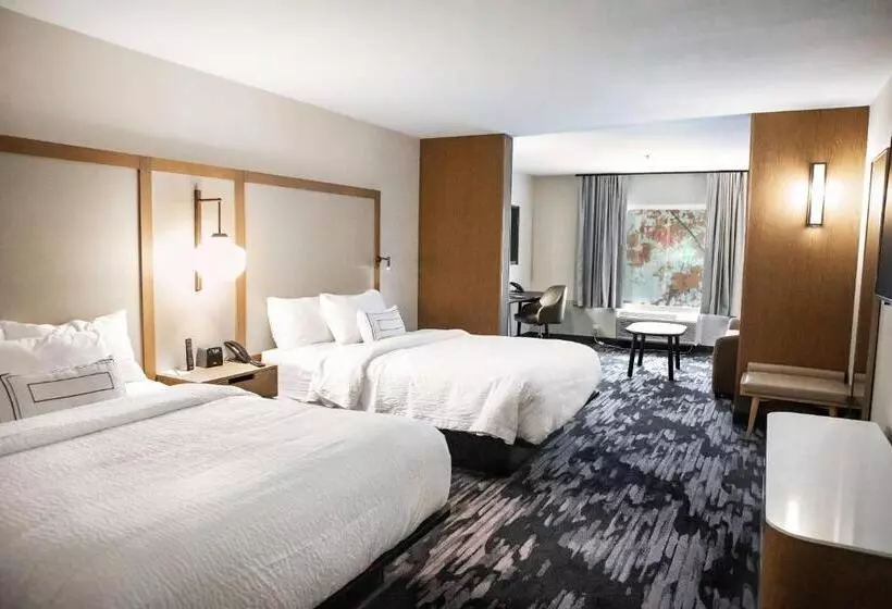 Hotelli Fairfield Inn & Suites By Marriott Richmond Airport