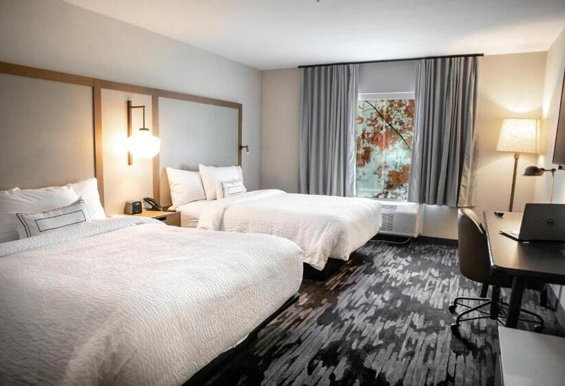 فندق Fairfield Inn & Suites By Marriott Richmond Airport