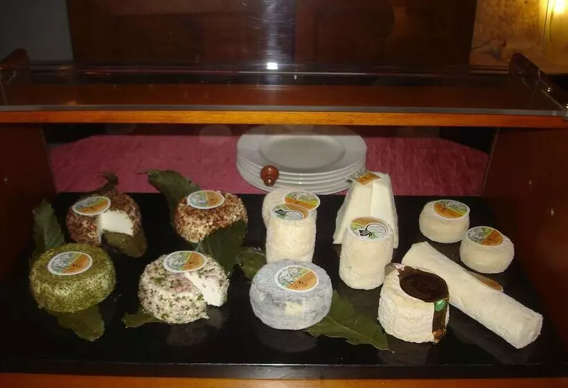 Hotelli Hôtel Le Chabichou