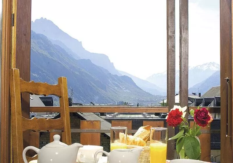 هتل Hôtel Restaurant Du Nord