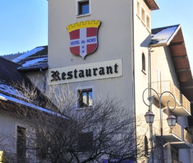 ホテル Hôtel Restaurant Du Nord