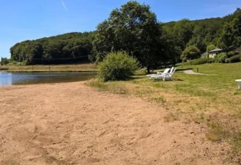 ホテル Le Hameau Des Lacs