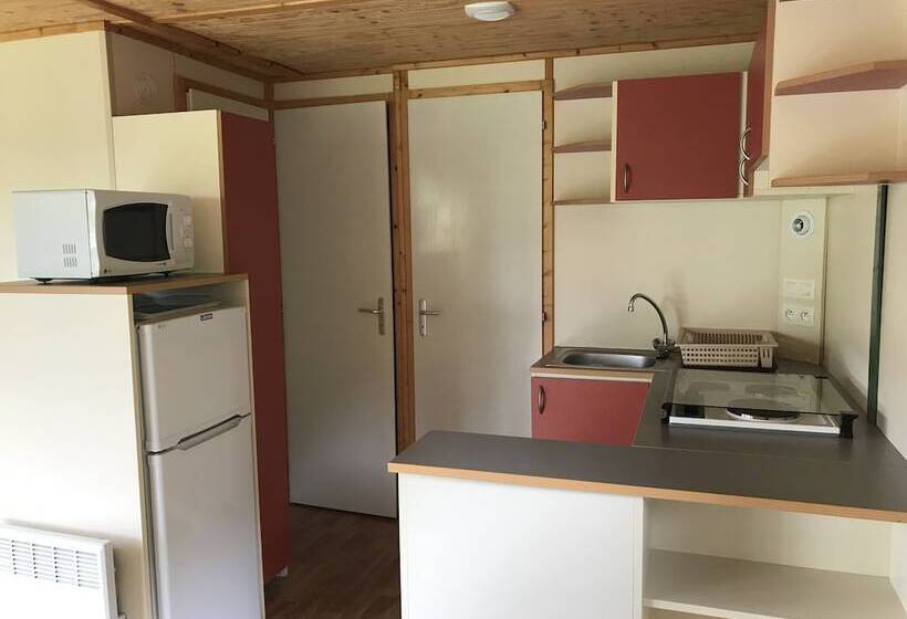 ホテル Le Hameau Des Lacs