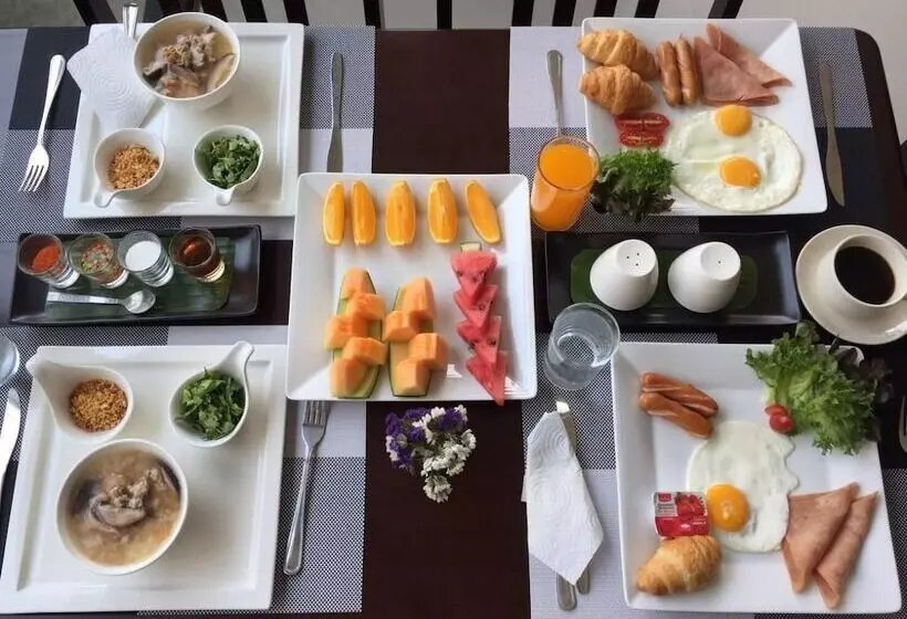 Hotelli Malinda Villa Phuket