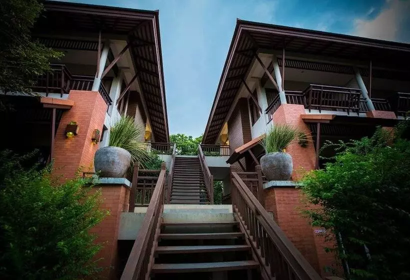 Hotelli Ruen Pruksa Boutique Resort