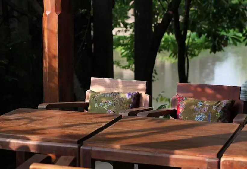 Hotelli Ruen Pruksa Boutique Resort