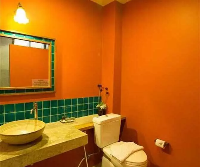 Hotelli Ruen Pruksa Boutique Resort