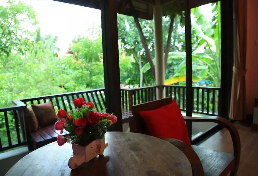 Hotelli Ruen Pruksa Boutique Resort
