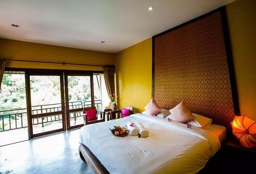 Hotelli Ruen Pruksa Boutique Resort