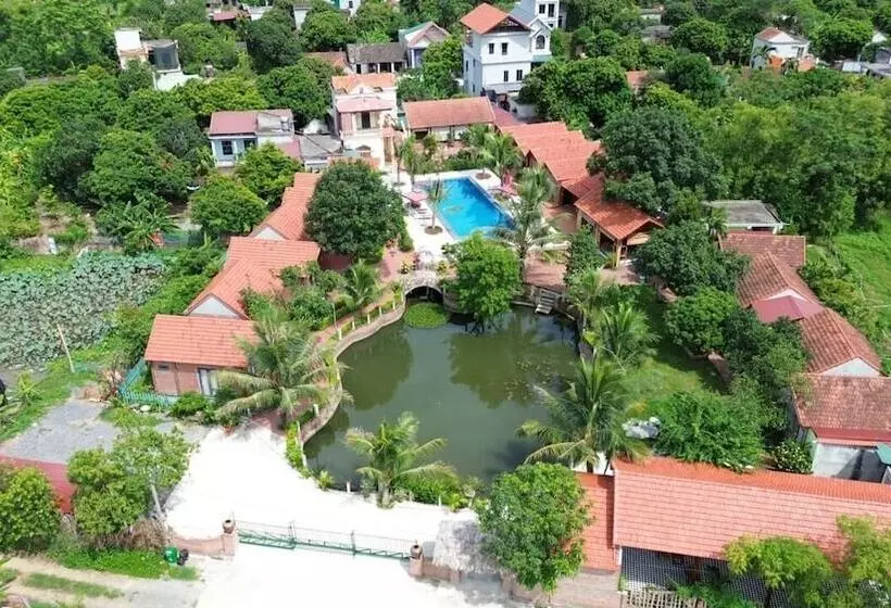 هتل Tam Coc Green Garden Bungalow