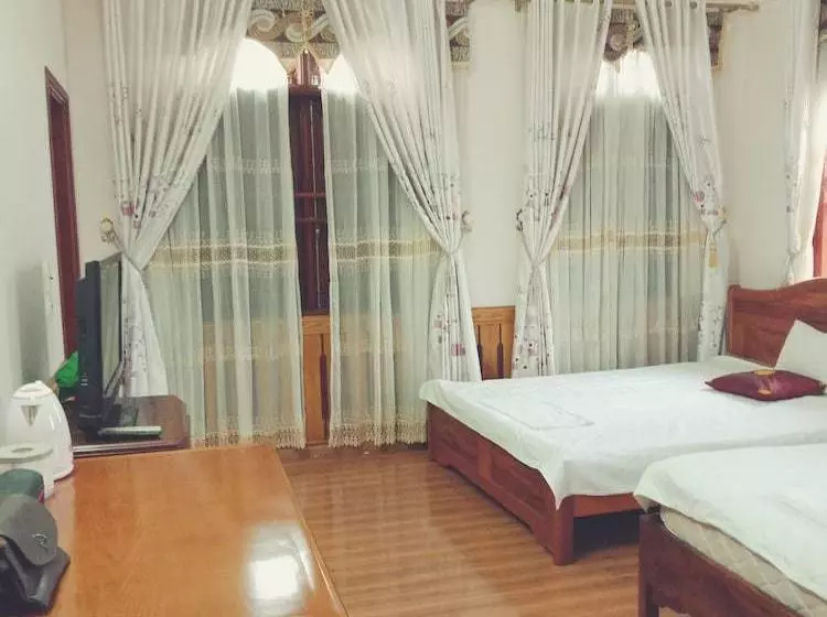 Laura Villa Homestay & Backpackers  Hostel