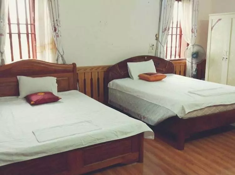 Laura Villa Homestay & Backpackers  Hostel