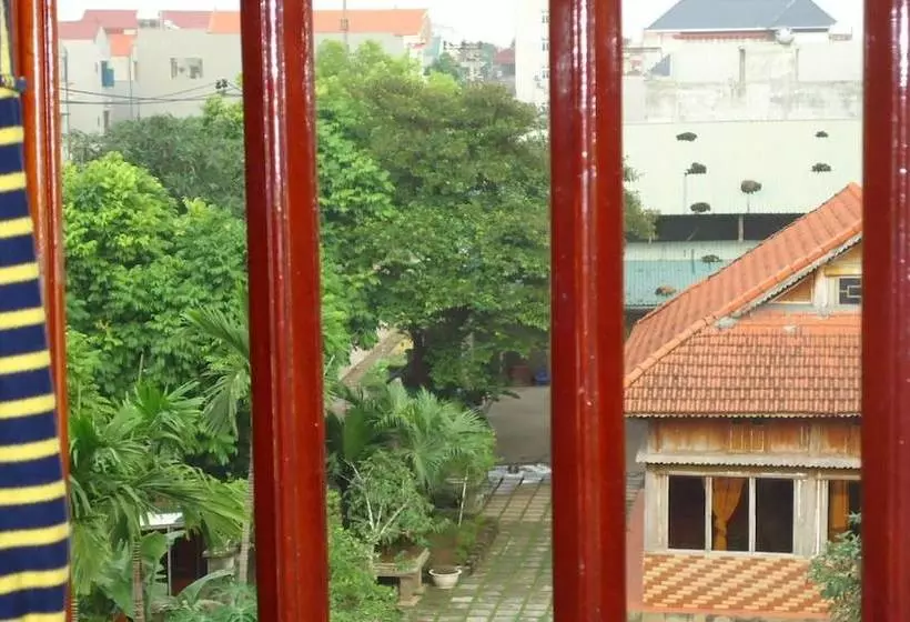 Laura Villa Homestay & Backpackers  Hostel