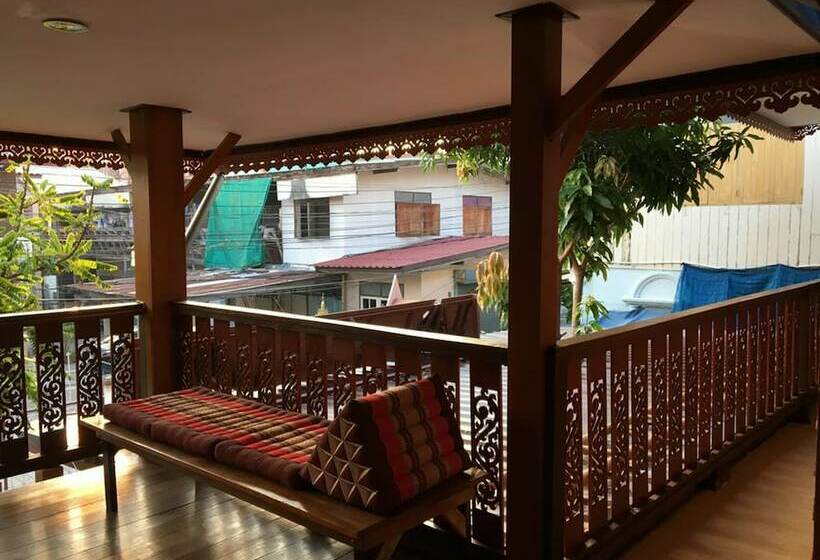 ペンション Baan Khun Ya Ayutthaya