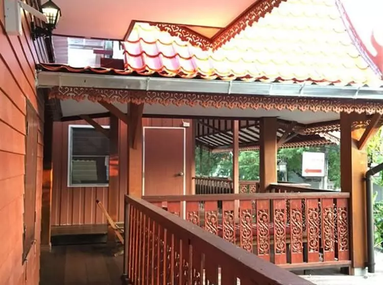 ペンション Baan Khun Ya Ayutthaya